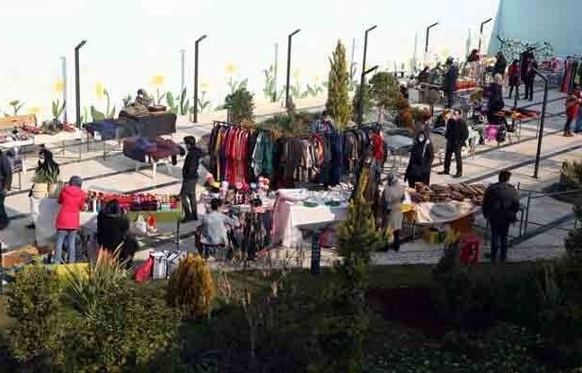 جمعه بازار پروانه کجاست : ارزان‌ ترین لباس‌ ها برای عید در انتظار شما!
