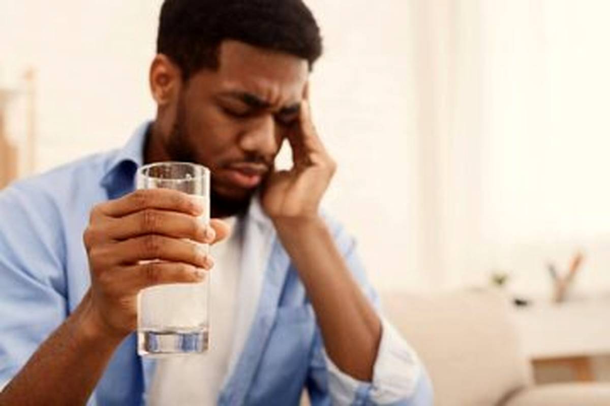 مبتلایان به میگرن این نوع پنیر را مصرف نکنند/ راههای پیشگیری از میگرن