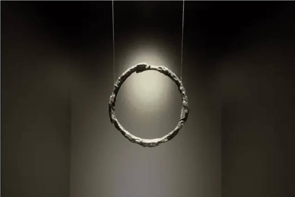 کشف زیورآلات ۲۷۰۰ ساله ساخته شده از شهاب‌سنگ
