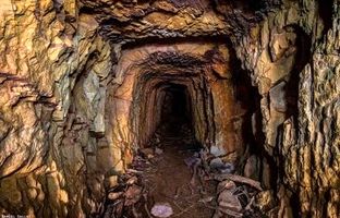 جان باختگان انفجار در طبس به ۳۰ نفر رسید؛ «احتمال افزایش آمار فوتی‌ها وجود دارد»