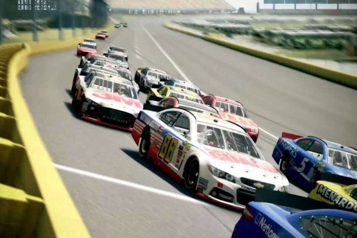تمام نسخههای سری NASCAR ماه بعد از فروشگاههای دیجیتال حذف خواهند شد