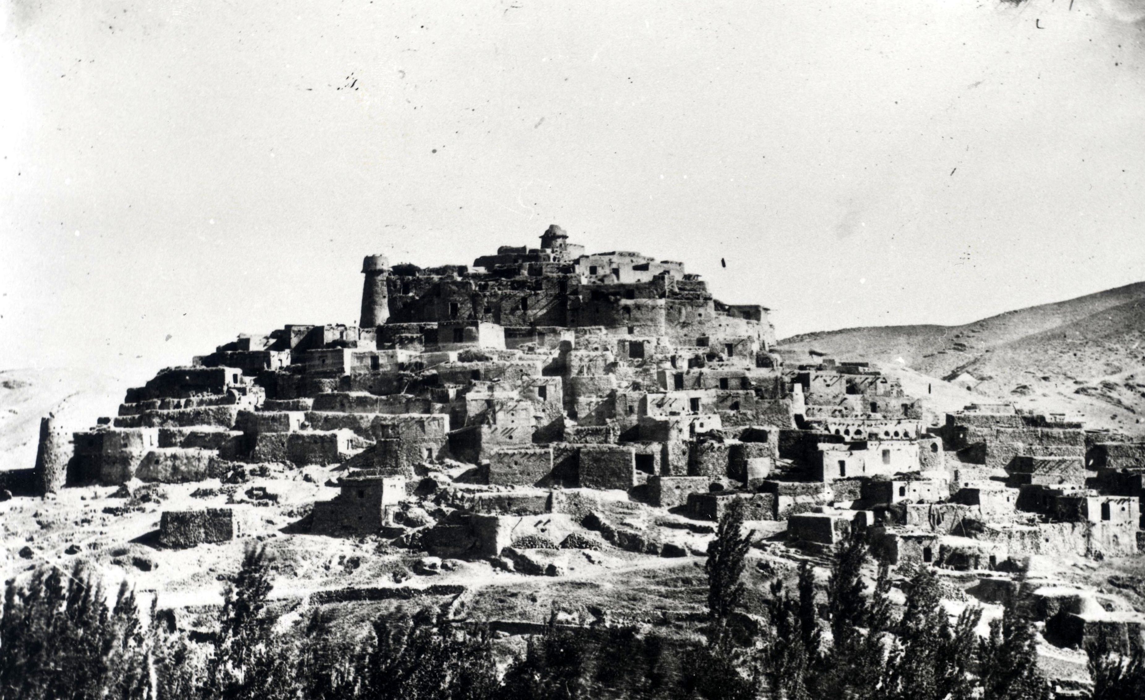 روستای ده سرخ مشهد در دوره قاجار + عکس