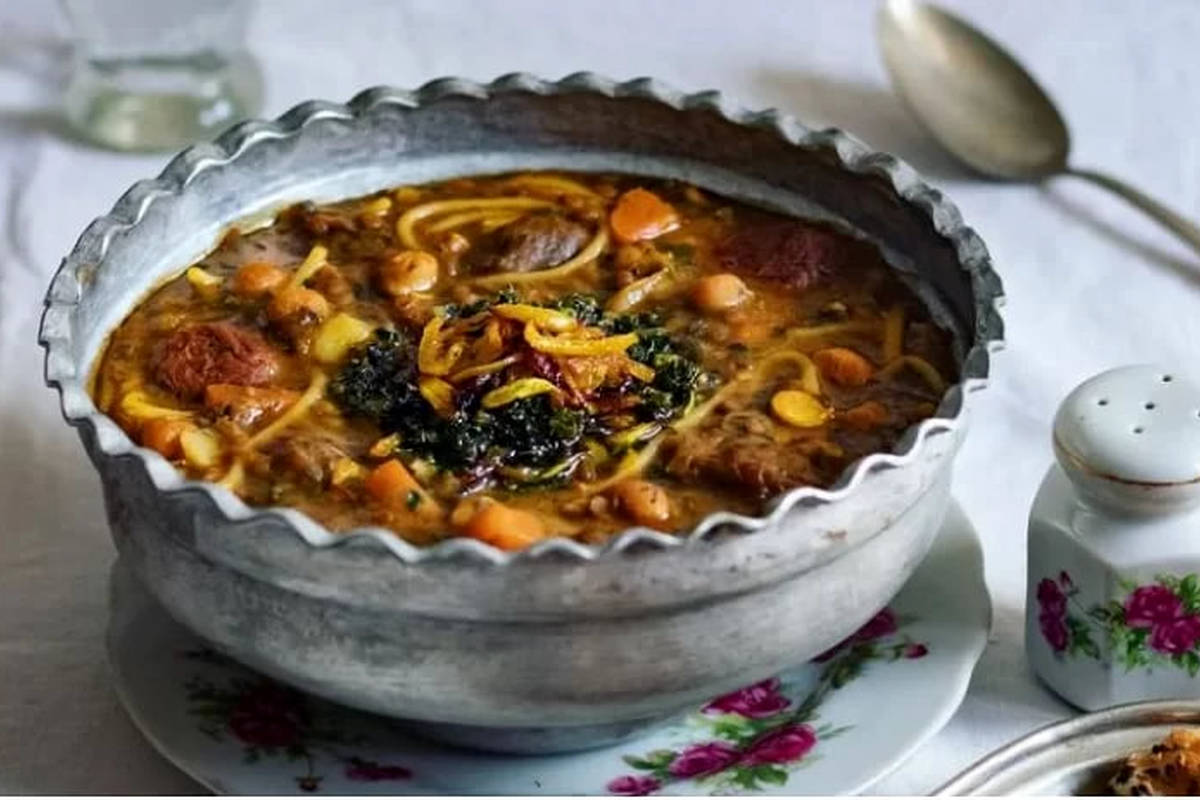 خوشمزه بپزید؛ طرز تهیه آش ترش مازندرانی محلی و خوشمزه
