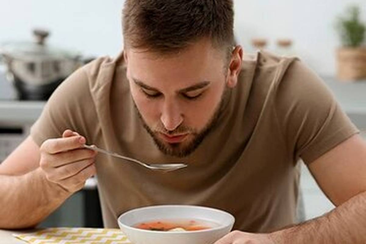 خوردن غذایی که دوست نداریم چه بلایی سر بدنمان میآورد؟