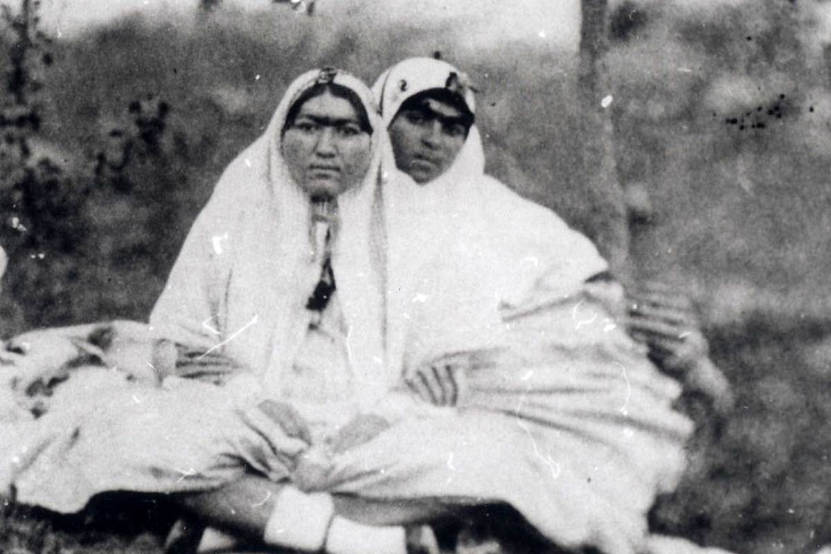 سفر به عصر قاجار؛ از استراحت گربۀ دربار تا بَردۀ مادر ناصرالدین شاه + عکس