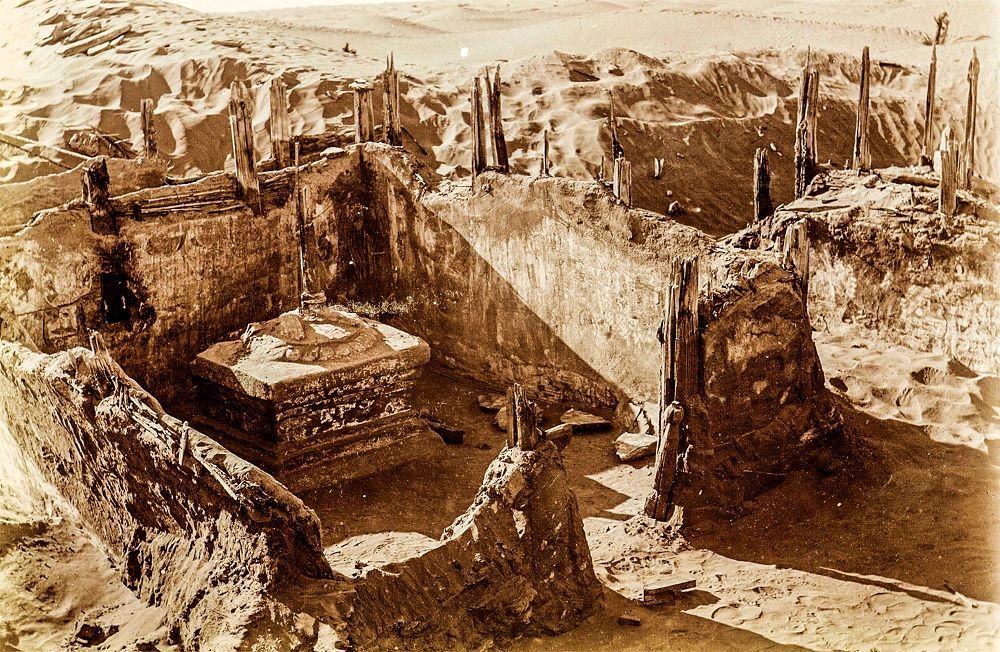 شهری با «نقاشی‌های ایرانی» که بعد از 1200 سال از زیر شن‌های بیابان بیرون آمد + تصاویر