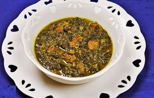 
طرز تهیه خورش تره فرنگی؛ یک خورش متفاوت و خوشمزه
