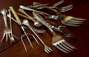  سرگذشت شگفت‌انگیز «چنگال»؛ چنگک شیطان چگونه به سفره‌ها راه پیدا کرد؟ 