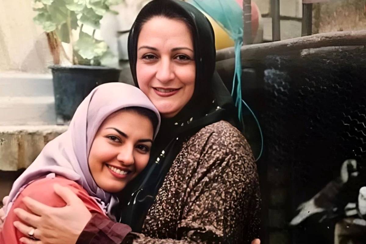 (عکس) اعتراض «نرگس» سریال خانه به دوش به تندیس عجیب «بیتا فرهی»