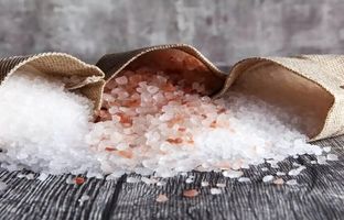 ۱۰ روش عالی برای از بین بردن شوری غذا