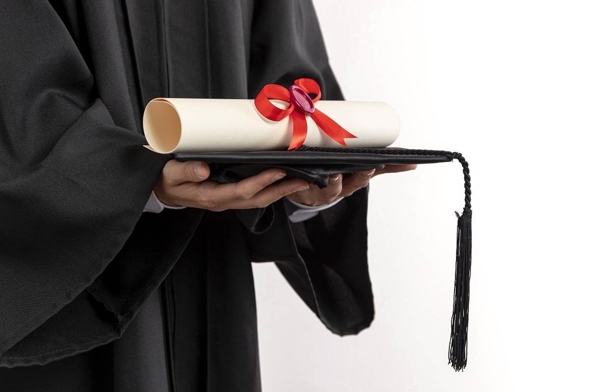 مدارک دکتری و پزشکی این دانشگاهها فاقد اعتبار است