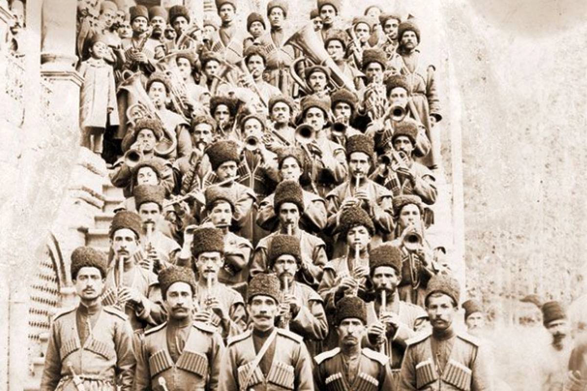 اولین سرود ملی ایران را چه کسی ساخت؟
