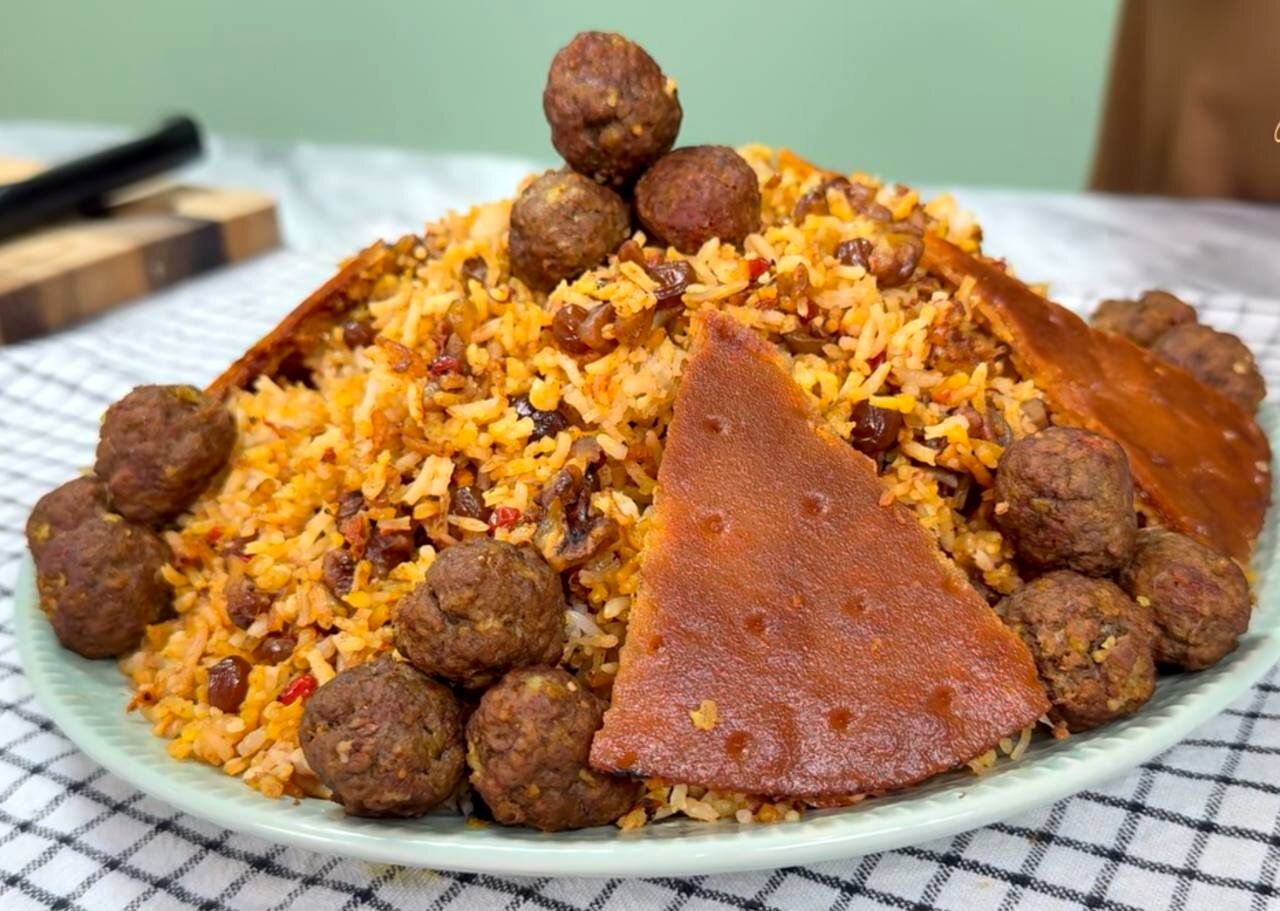 سفرهای خوشمزه؛ در سفر به شهرکرد گردو پلو بخورید + طرز تهیه