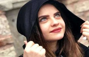  لحظه فرار بازیگر زن از صحنه جرم پس از ارتکاب به قتل دوستش! + ویدئو