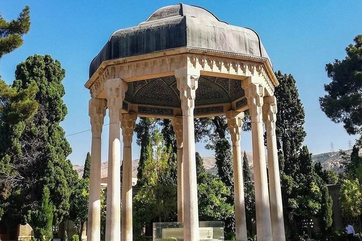 فال حافظ امروز دوشنبه 2 مهرماه 1403