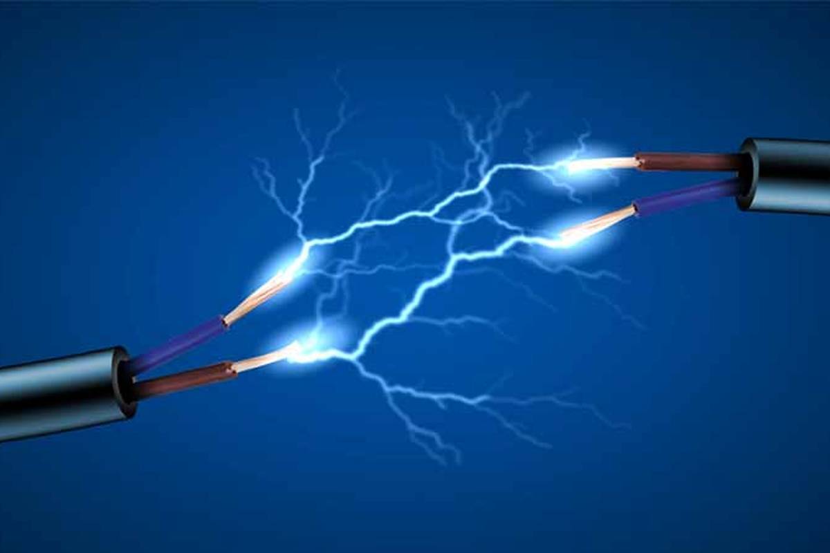 ماجرای خاموشیهای گسترده در کاشان چیست؟