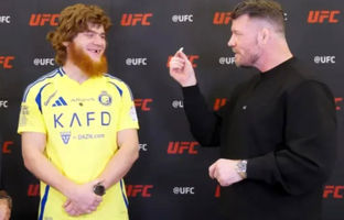 لحظه غیرمنتظره درآوردن چشم مصنوعی اسطوره UFC در مصاحبه زنده + ویدیو