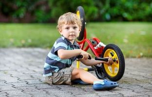 مهارت های ضروری که هر کودکی باید برای شرایط بحرانی بلد باشد + ویدئو