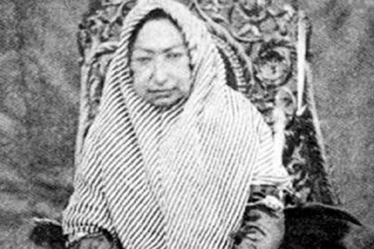 عکس قدیمی: ملک‌جهان خانم، مادر ناصرالدین شاه در سال 1249 