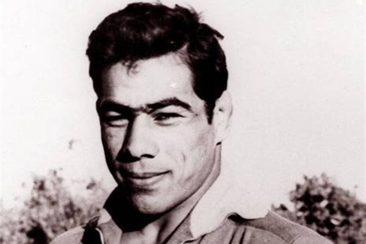 رونمایی از آلبوم شخصی و شلوار پهلوانی جهان پهلوان تختی