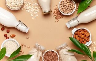 دلایل محبوبیت شیر گیاهی | شیر گاو بهتر است یا شیر گیاهی؟