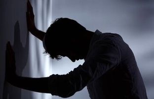 به این علائم توجه کنید، شاید فرزندتان معتاد شده باشد!