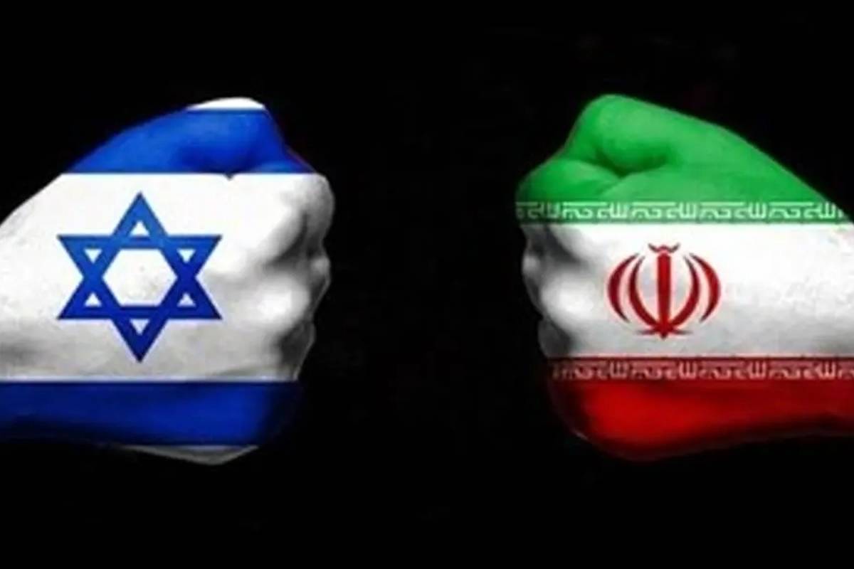 اولین تصاویر از سوختن ساختمان موساد بعد از هدف گیری دقیق موشک های ایرانی + ویدئو