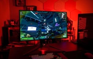 بهترین نوع نمایشگر OLED برای گیمینگ کدام است؟
