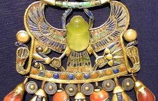 جواهر فرازمینی در مقبره فرعون + عکس