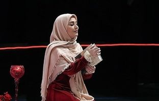 گریه‌های ژیلا صادقی روی آنتن زنده شبکه سه بعد از یک تماس تلفنی بدون هماهنگی! + ویدئو