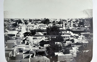 عکس‌هایی از تهران عصر قاجار که با خط ناصرالدین‌شاه توضیح داده شده