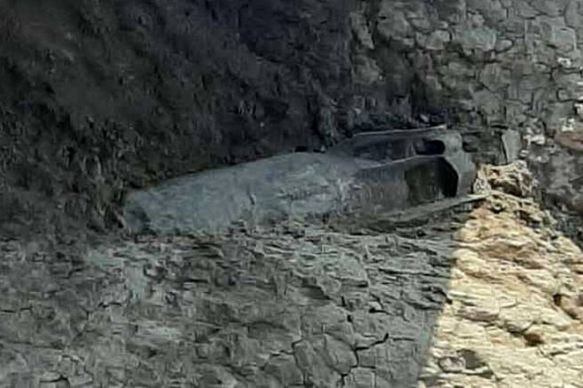 (ویدئو) ماجرای کشف یک بمب قدیمی در روستای «امیرایوب» فارس