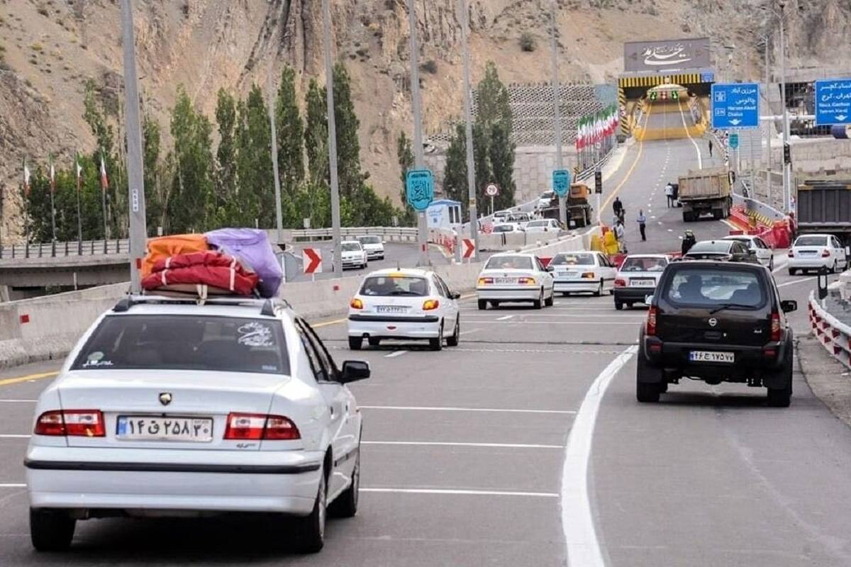 ایران قدیم؛ «جاده چالوس» با پیکان در سال 48؛ نمایی از جنوب تهران در سال 51 + تصویر